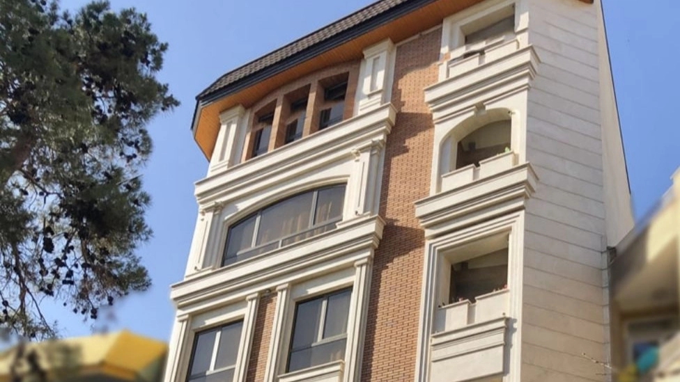 شركة بابا زاده للهندسة المعمارية، تصميم داخلي وديكور لفيلا في تبريز