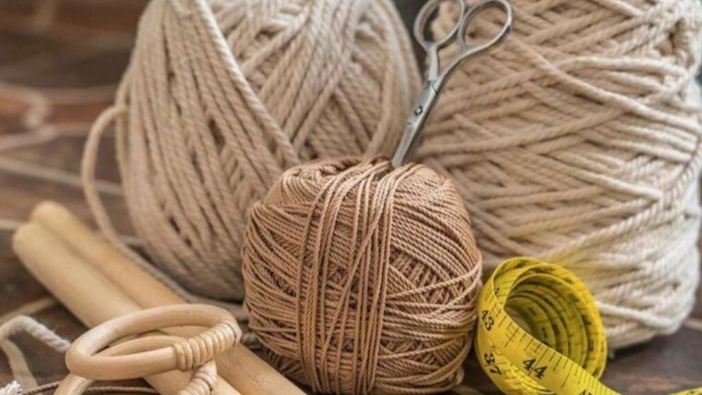 Makromeh yarn production in Tabriz