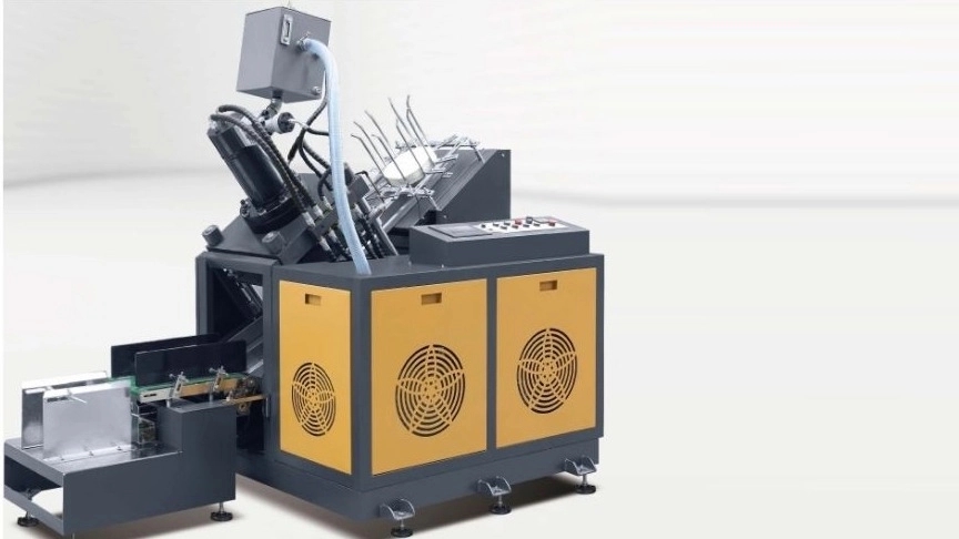 The machine for producing all kinds of disposable paper containers