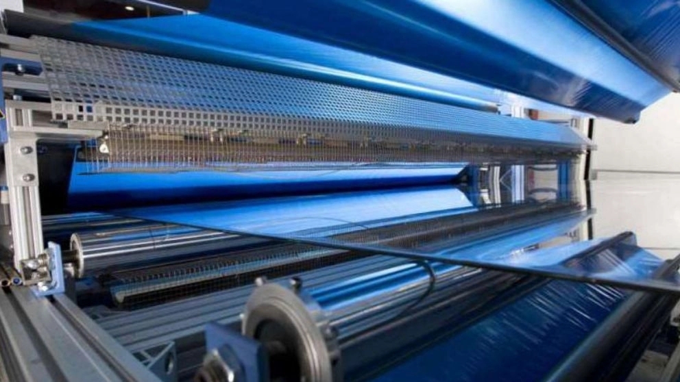 Sepahan Sanat Machinery Co., Ltd., manufacturing machines for the production of tempered glass in Isfahan