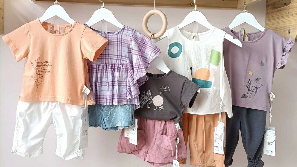 Poshak Ebrahimi, wholesale production and sale of children's clothes in Isfahan