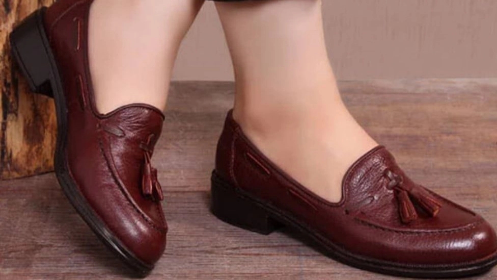 Martia Leather, production and sale of leather bags and shoes in Sanandaj