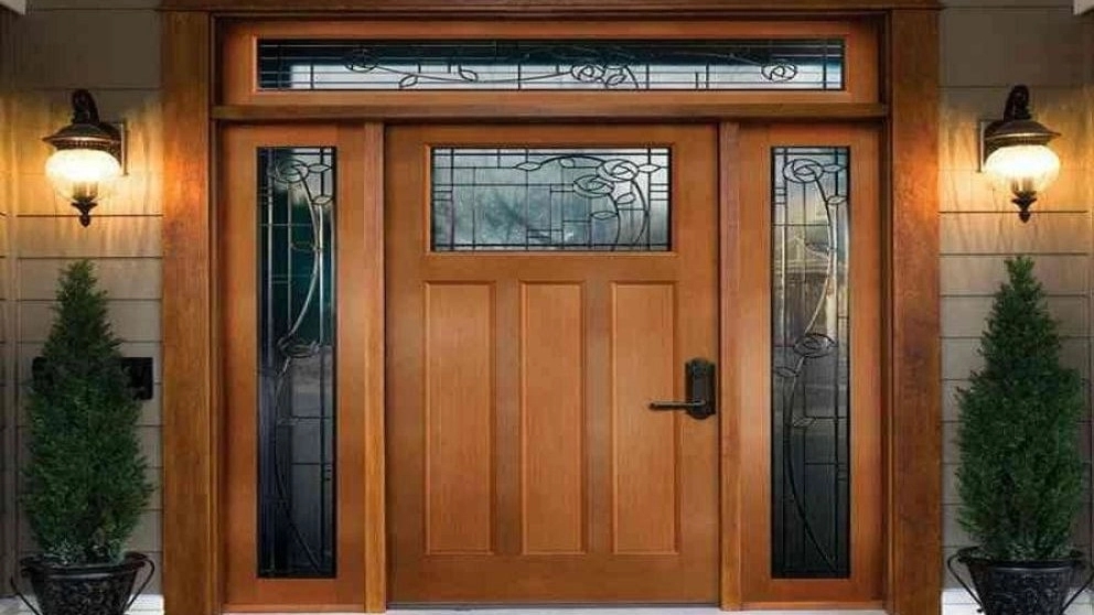 Examining the benefits of wooden doors