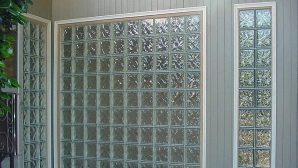 Application of glass brick