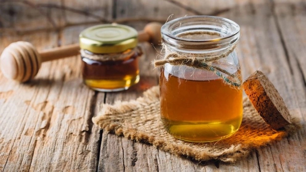 Asal Nik, wholesale sale and export of original organic honey in Tehran