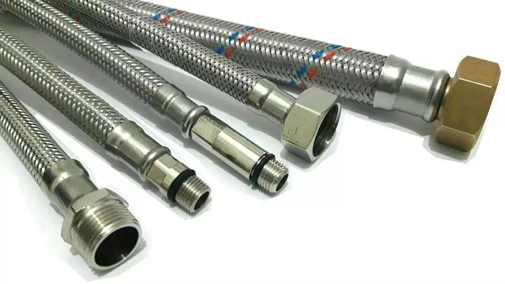 Advantages of using steel pipes and fittings