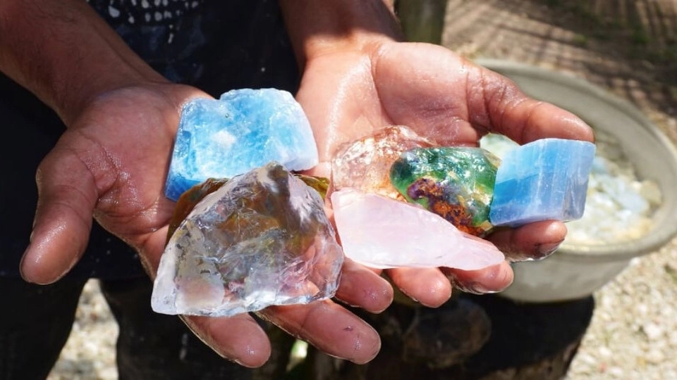 Introduction of precious stones