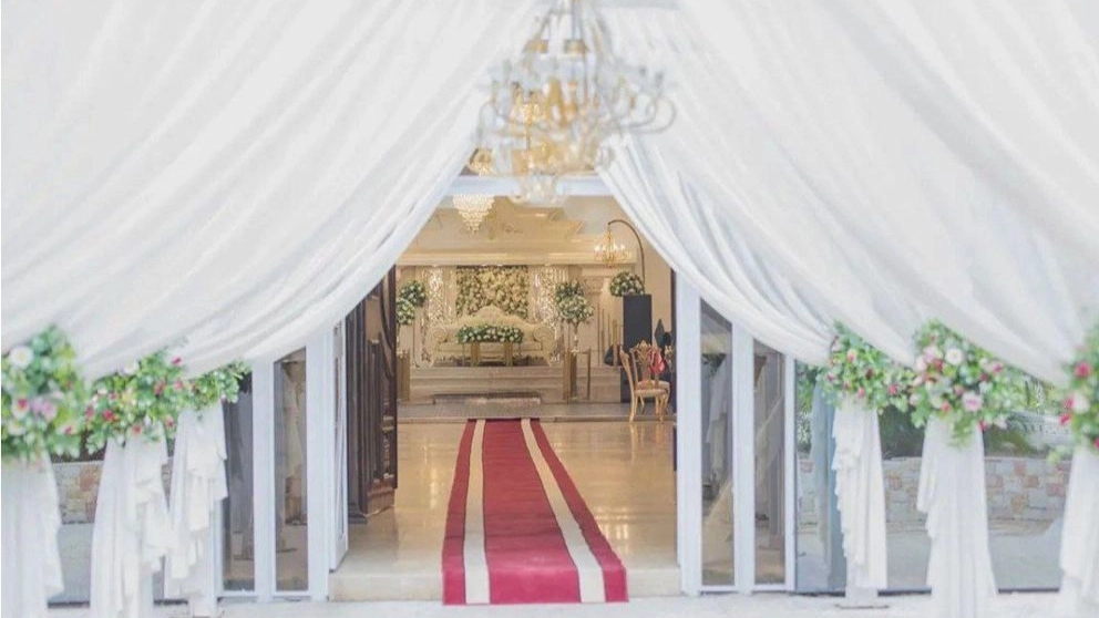 Adrina Ceremonial Hall, Garden of the Wedding Table Hall in Ghaemshahr, Mazandaran