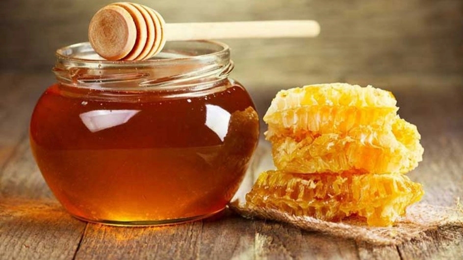 Zarin Jam honey, wholesale sale and export of organic honey in Urmia