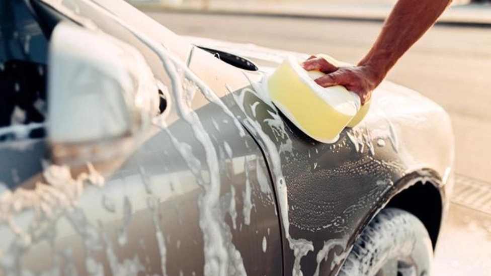 Aref specialized car wash in Rudsar