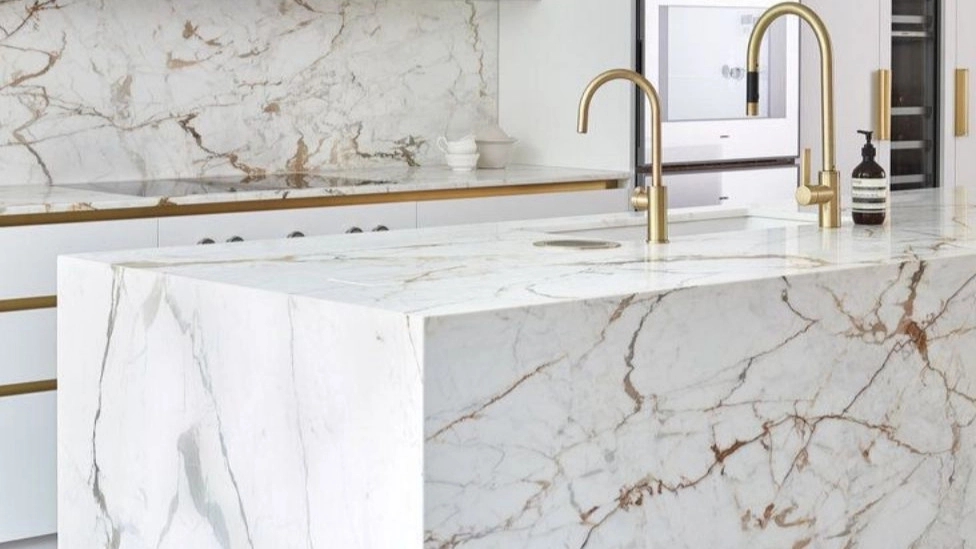 Characteristics of marble sheet wall covering