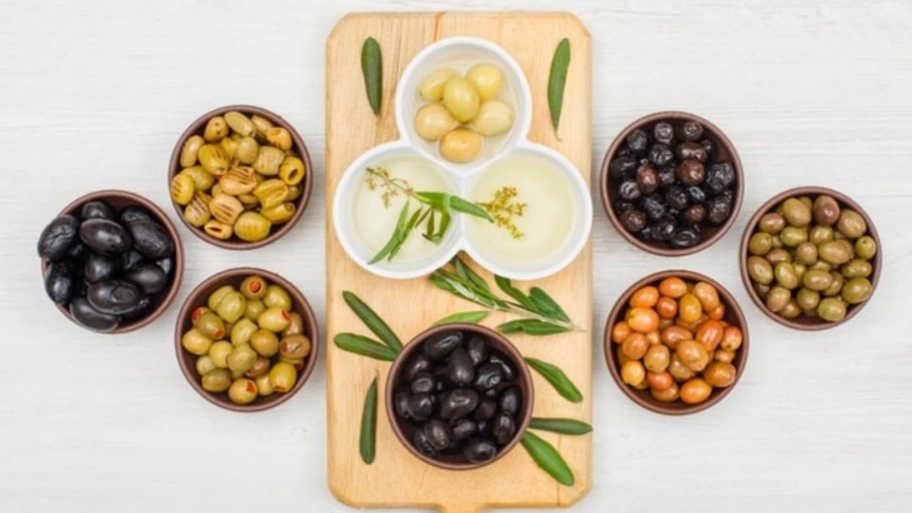 Green olive processing