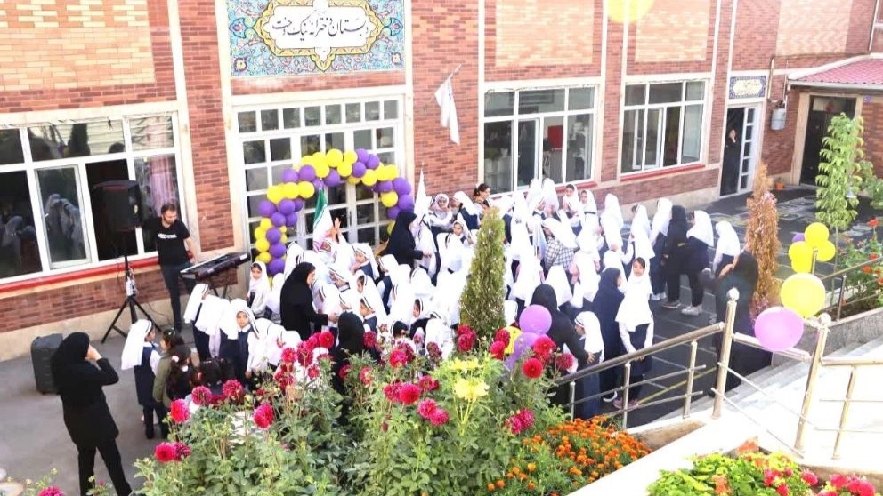 Nik Dokht Primary School in Tabriz