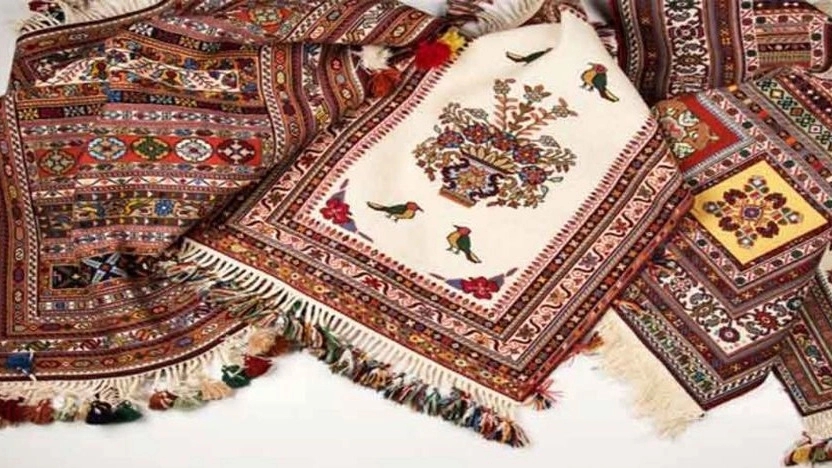 Carpet weaving by Mr. Salmani, sales and training of carpet weaving and carpet weaving in Rasht