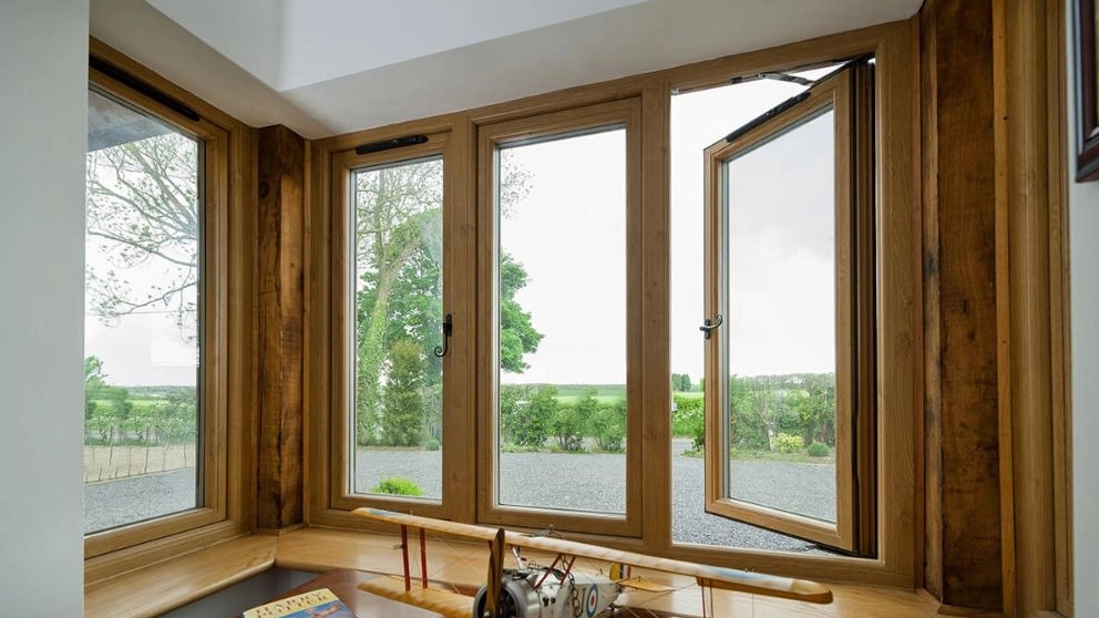 Superior window, production of colored windows and double-glazed laminate in Hashtgerd