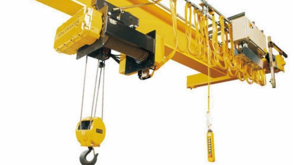 Young crane, repair of overhead and gantry cranes in Karaj