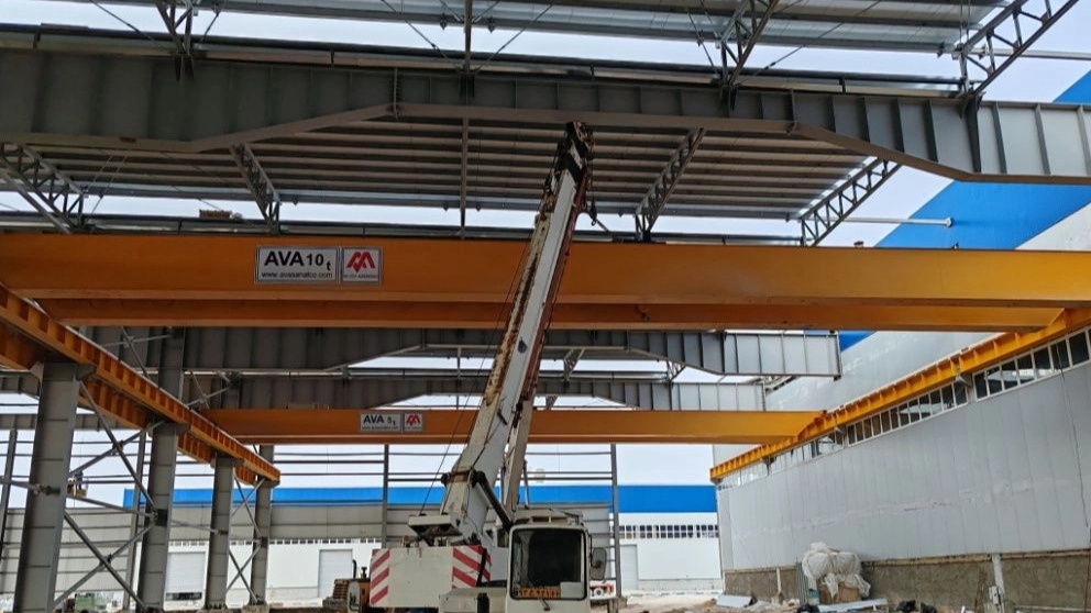 Pishgaman Khazar Engineering Technical Office, repair and maintenance of cranes and industrial machines in Mazandaran