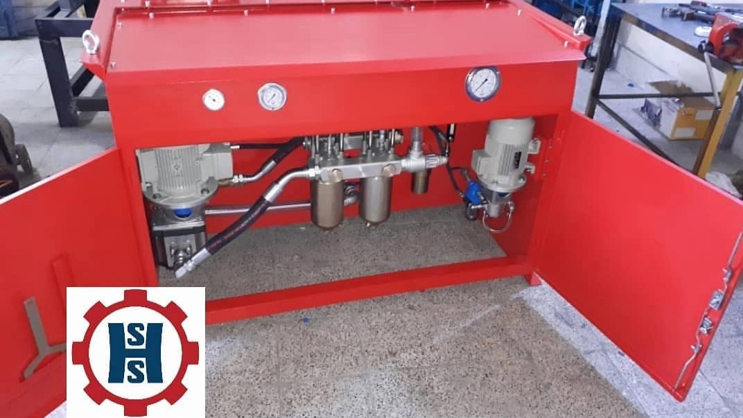 Lubrication system of Hydrocon 45 inch stone crusher.