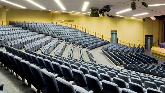 Visualizers, equipment and design of the amphitheater conference hall in East Azerbaijan