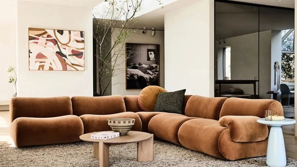 Nice sofa feature