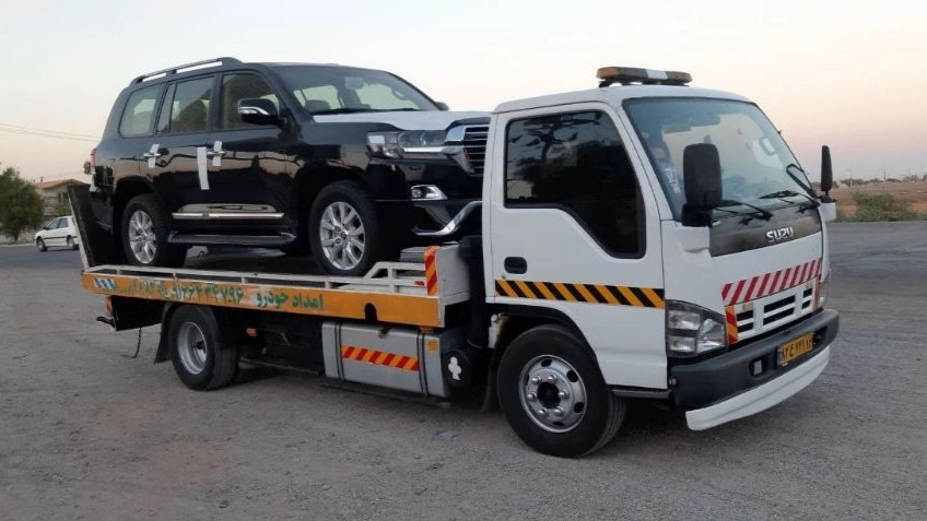 The sole of the car is mounted and the sole of the car is on Dezful