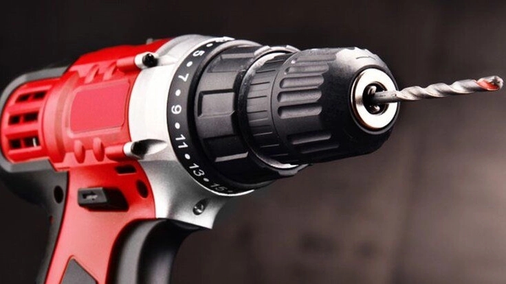 The difference between hammer drill and pillar drill