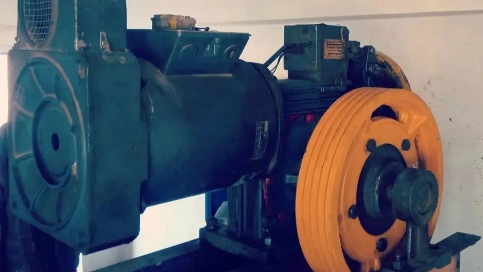 Familiarity with elevator engine components and their functions