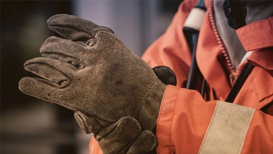 Types of safety gloves