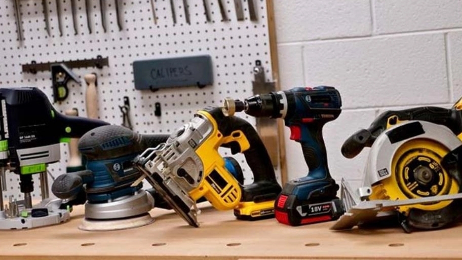 Carpentry tools for drawing products