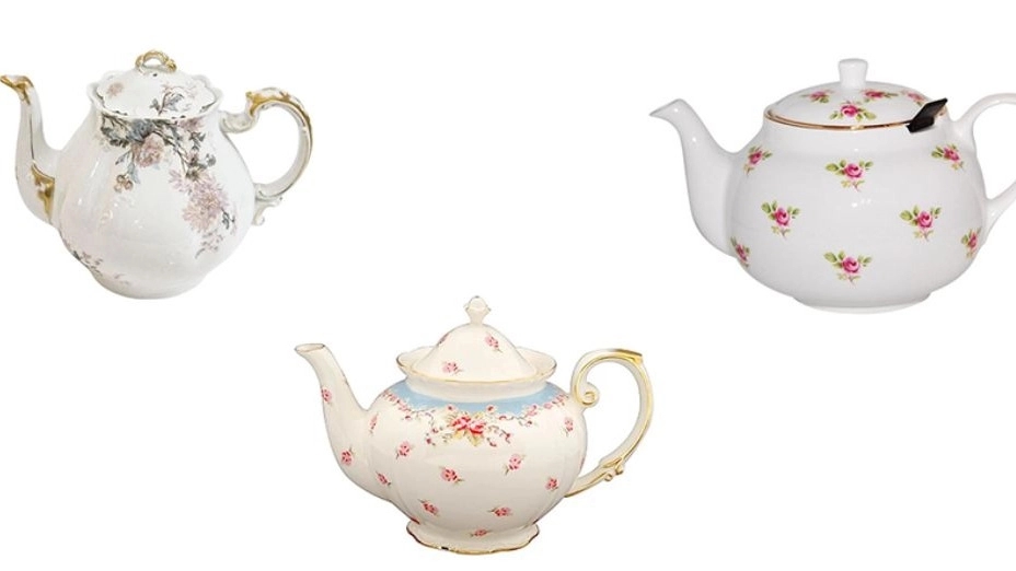 Cerro Porcelain supply all kinds of teapots and porcelain dishes in Isfahan