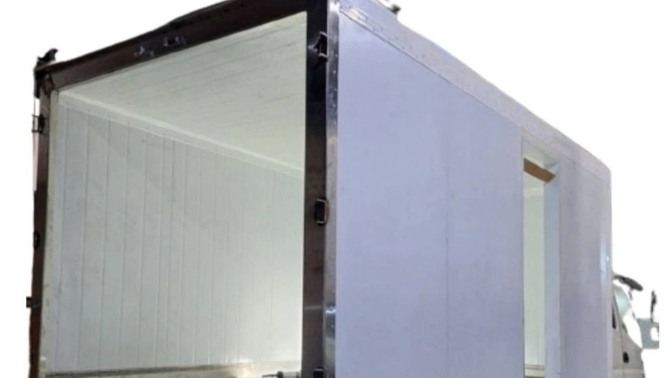 Urum Sarma Refrigeration Industries, production of Isuzu and Nissan container refrigerators and trailers in Urmia