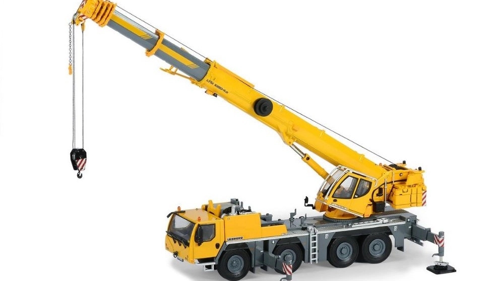 Types of cranes and their use