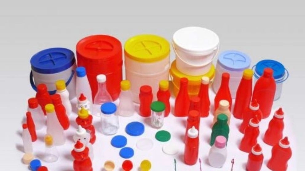 Savage Plast, production of industrial plastic containers in Hashtgerd Alborz