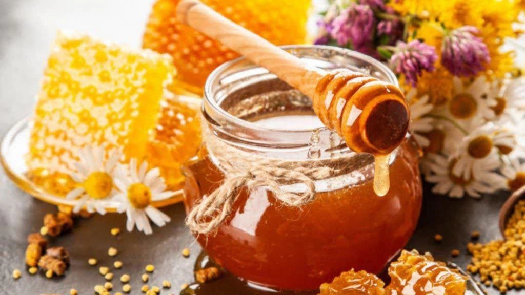 Properties of waxy honey