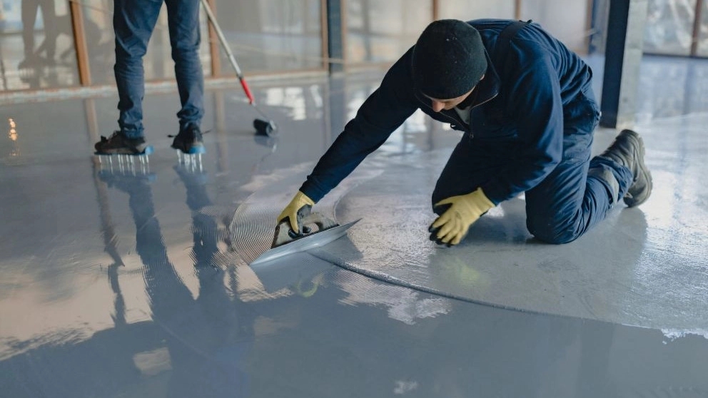 Madadi contracting, implementation of flooring and epoxy paint building facilities in Tehran