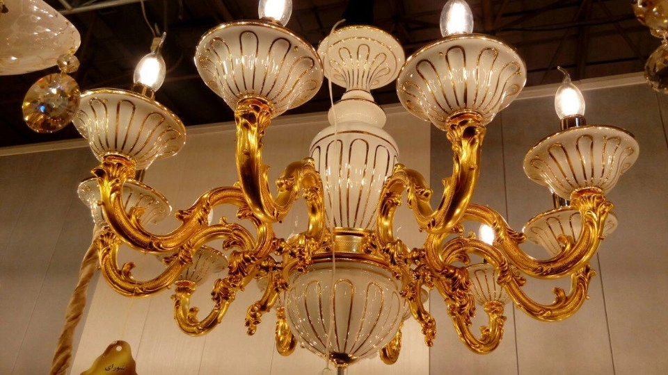 Types of chandeliers based on the model