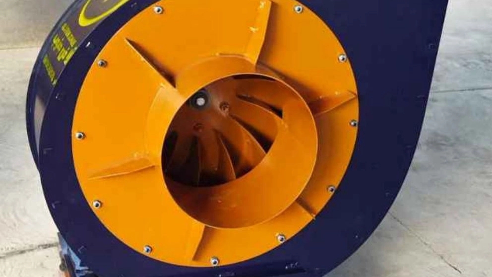 The difference between blower fan and suction fan