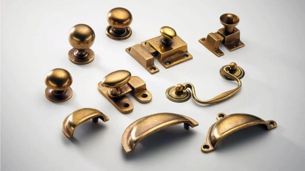 انواع یراق آلات کابینت، ابزار شاپ کرامت