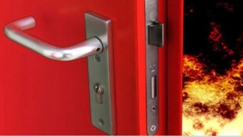 Fireproof door features