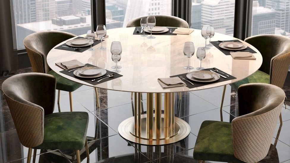 Features of the dining table