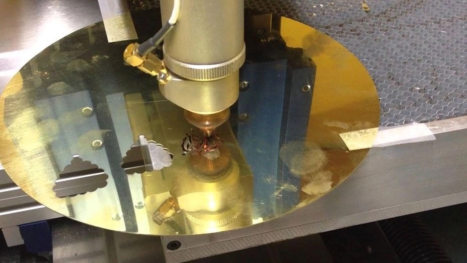 Golden Art, production of laser engraving machine and jewelry design in Tehran