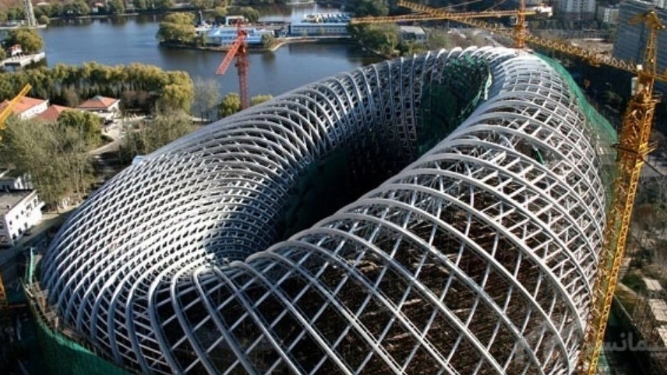 Some advantages of metal structures