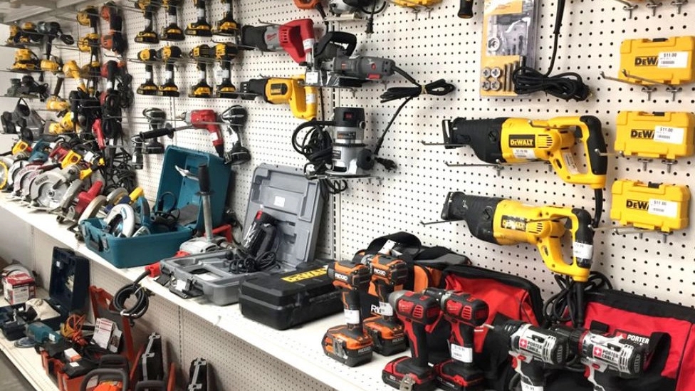 Persian tool store, sales and distribution of hardware, industrial and electric tools in Tehran