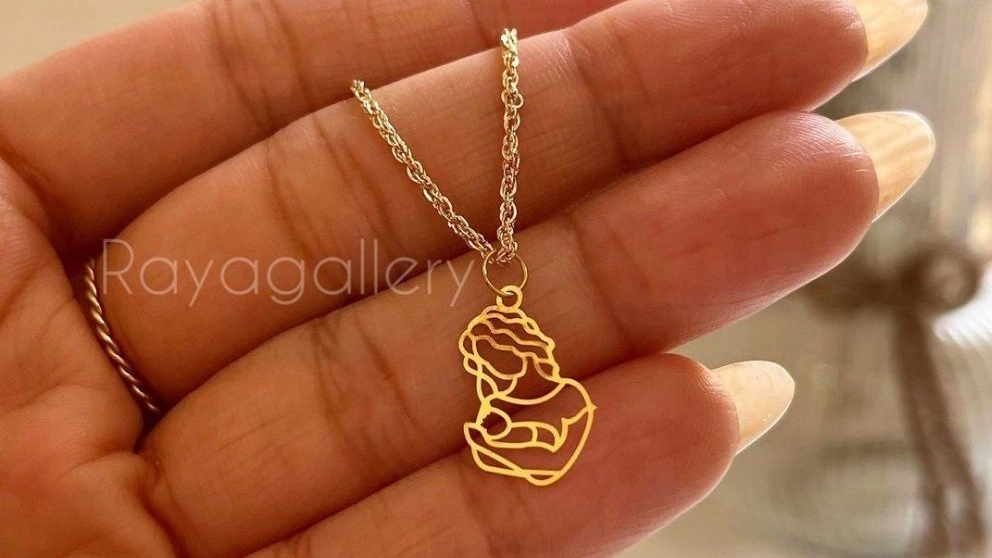 Raya Gold Gallery, customized gold name plate and half set in Tehran
