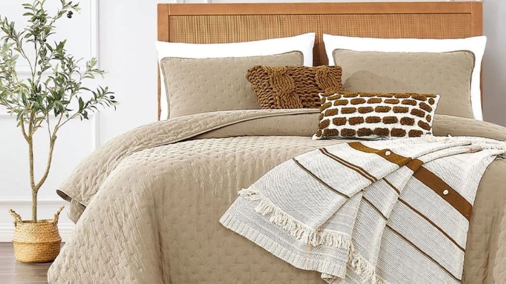 What is the best bedspread for my bed?