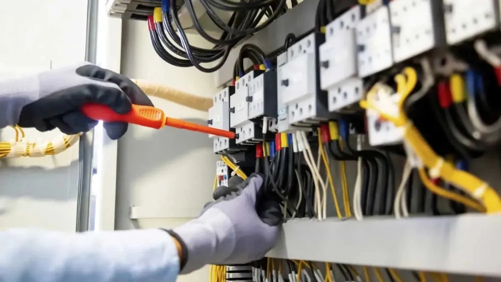 What is a low pressure switchboard and what is its use?