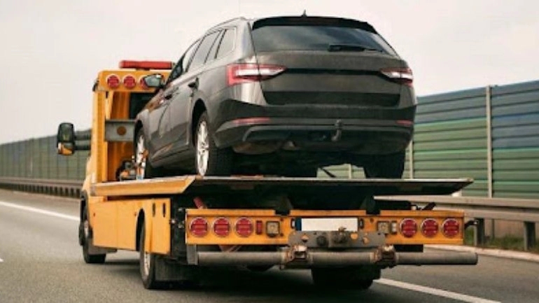 Car Relief of Wealth, Mobile Mechanical Tutorials and Crane in Naghadeh Urmia