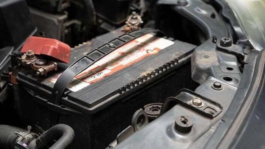 باتری و نقش آن در سیستم برق خودرو
