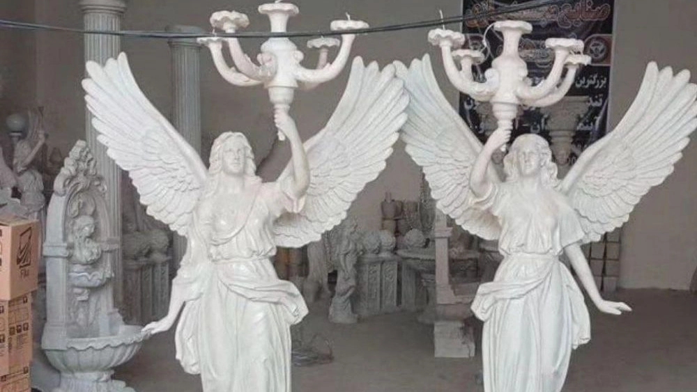 The statue of civilization, the production of fiberglass sculptures in West Azerbaijan