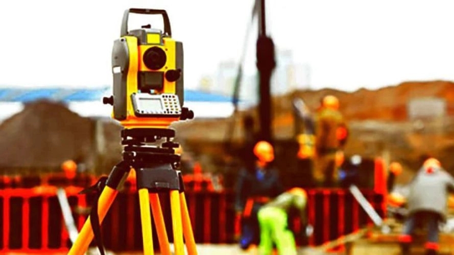 Selling mapping cameras and mountain accessories in Tehran